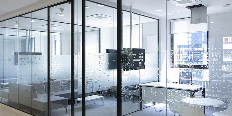 Toughened Glass Partition